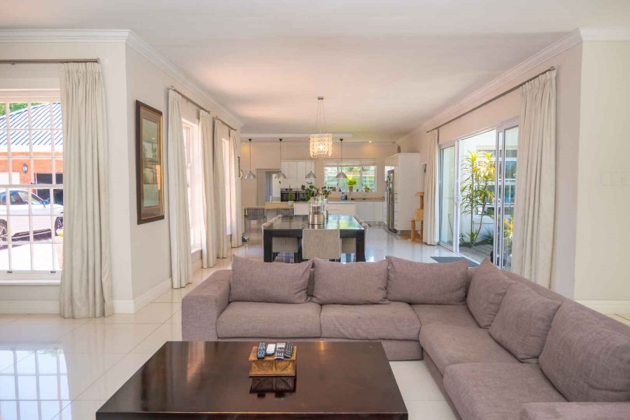 5 Bedroom Property for Sale in Walmer Eastern Cape